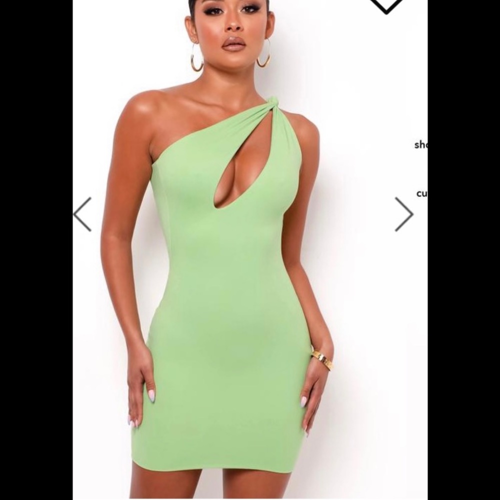 One shoulder dress